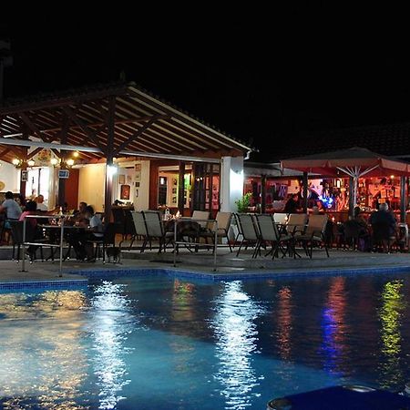 Golden Beach Koukounaries Ngoại thất bức ảnh