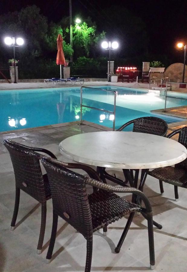 Golden Beach Koukounaries Ngoại thất bức ảnh