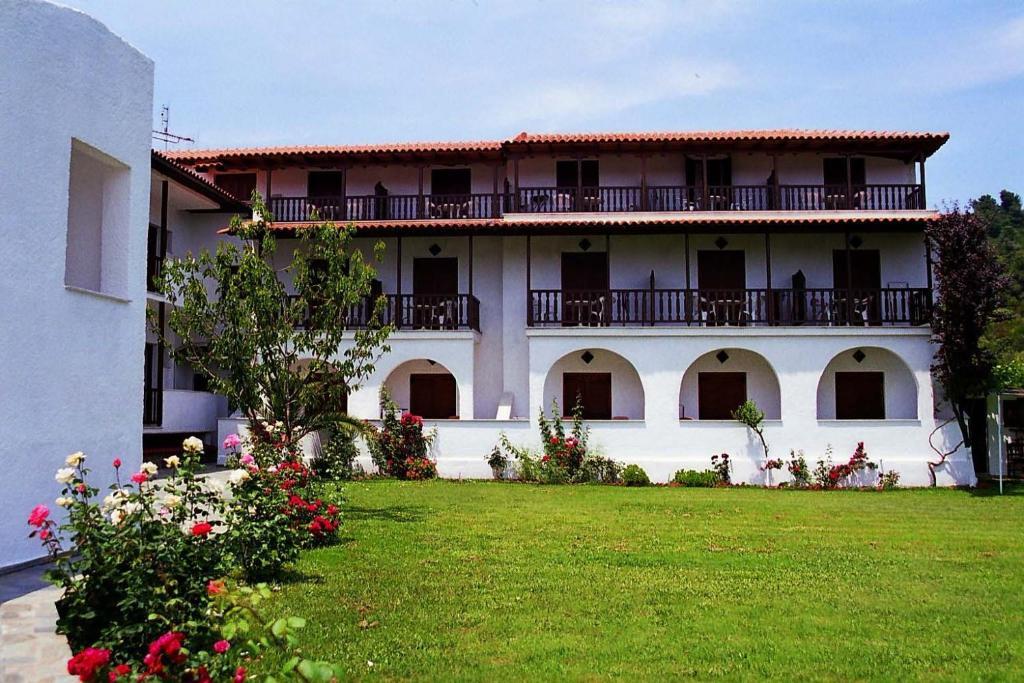 Golden Beach Koukounaries Ngoại thất bức ảnh